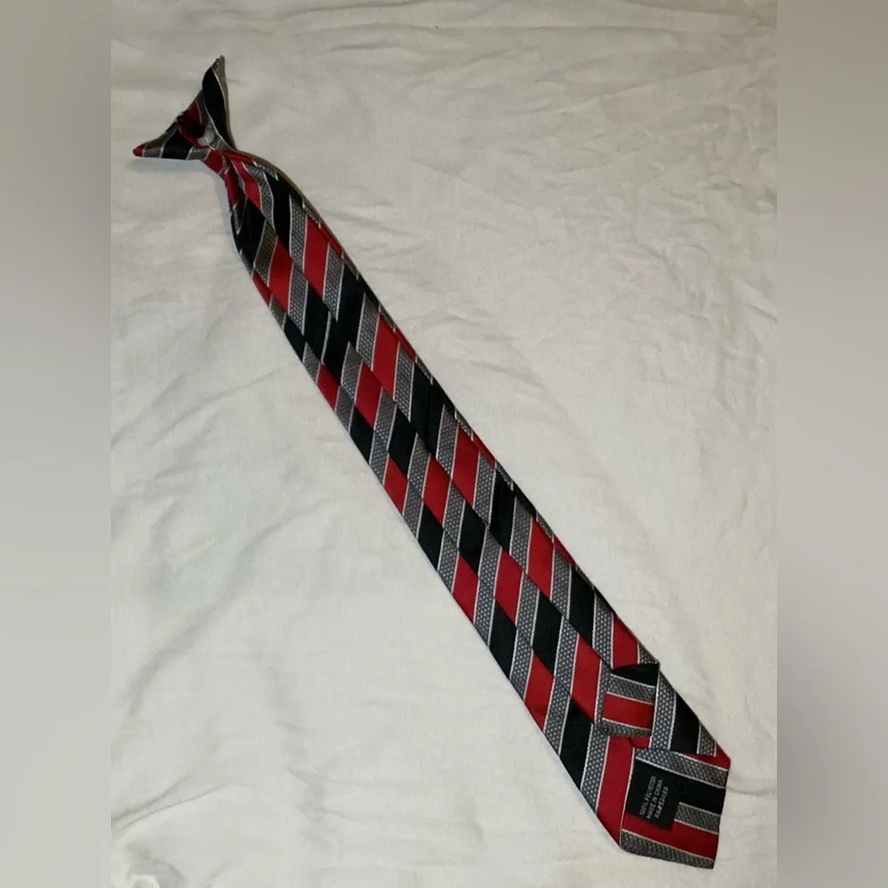 Boys Red Black & Gray Striped clip-on tie, EUC